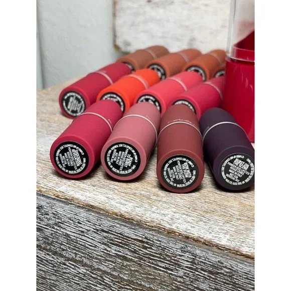 Mac Cosmetics Powder Kiss Lip Vault x 12 HOLIDAY COLLECTION - Picture 12 of 16
